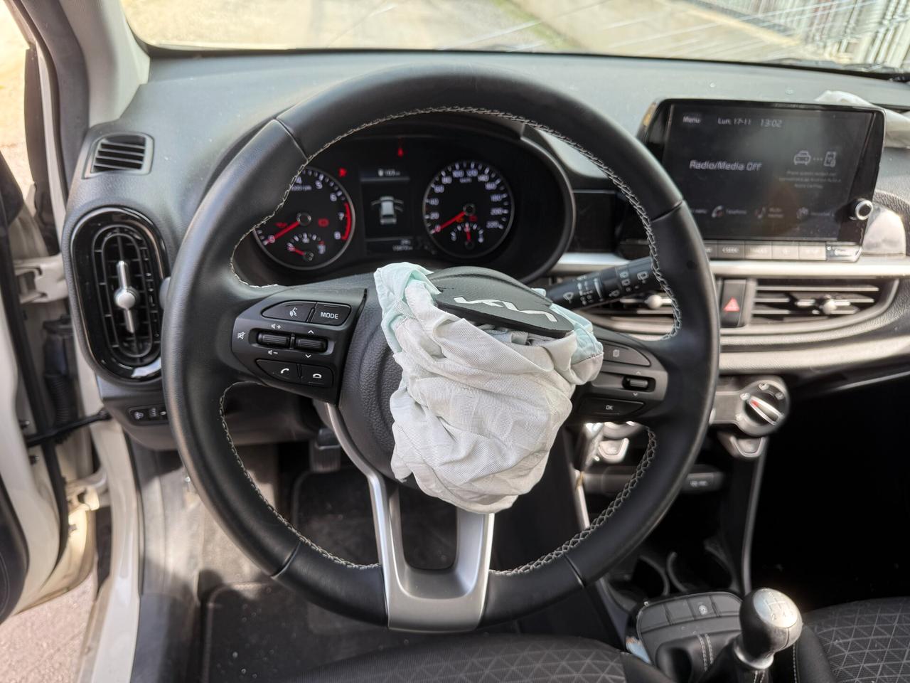 KIA PICANTO ANNO 2023 1.0 BENZINA *SINISTRATA