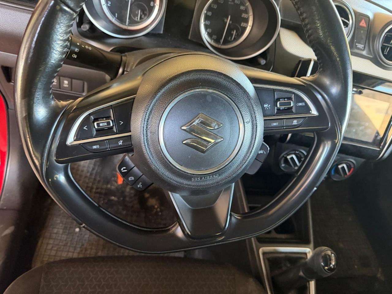 Suzuki Swift 1.2 Hybrid Top