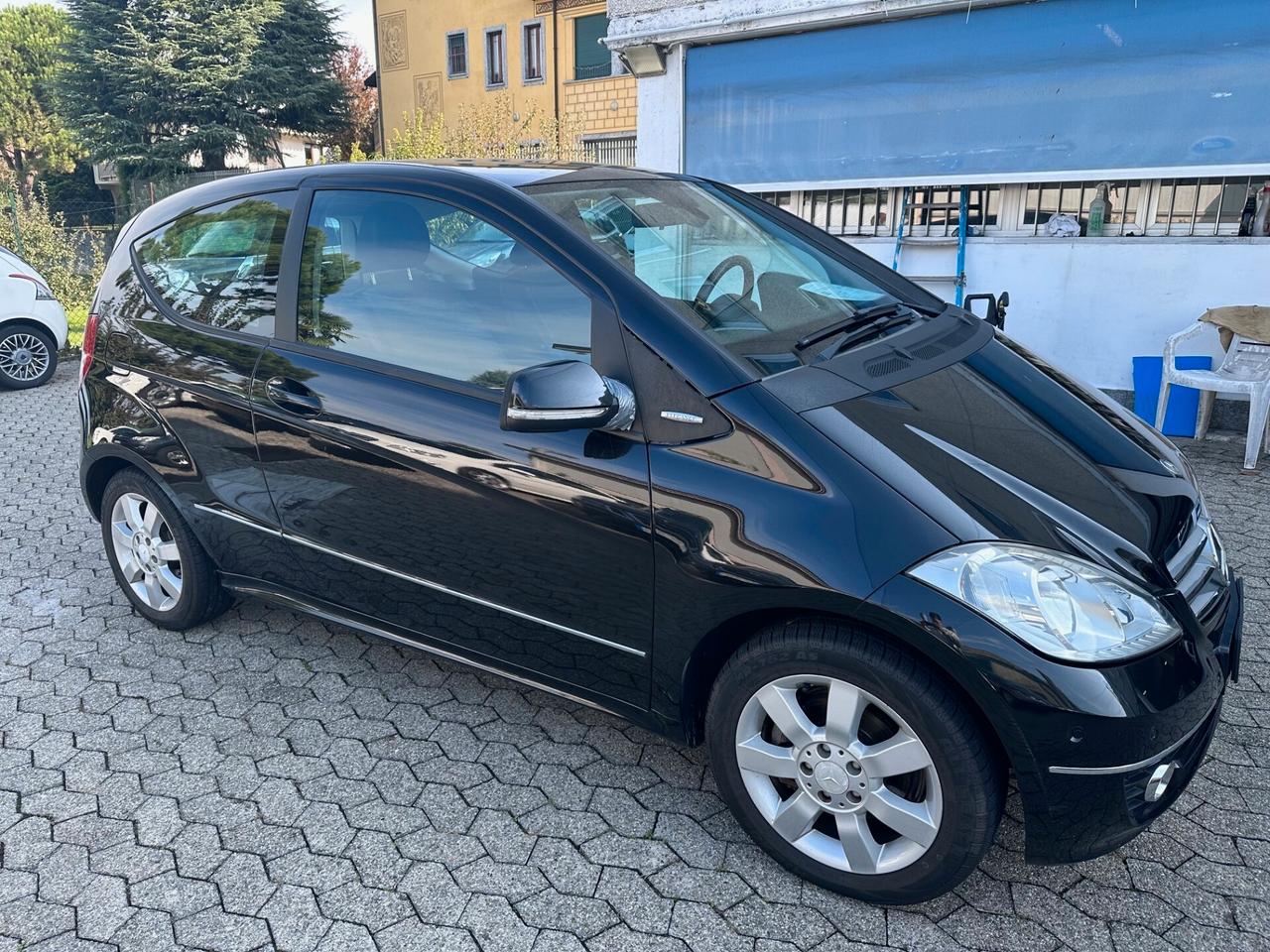 Mercedes-benz A 180 BlueEFFICIENCY Avantgarde
