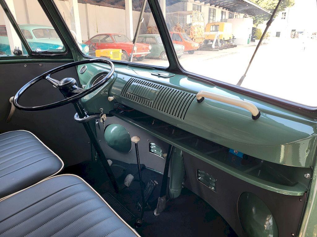 Volkswagen T1 Panel Split Window – 1964
