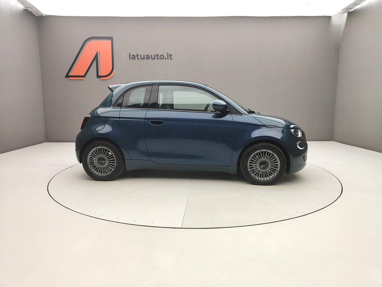 FIAT 500e 3+1 500E 3+1 320KM 118CV 42KW ICON+
