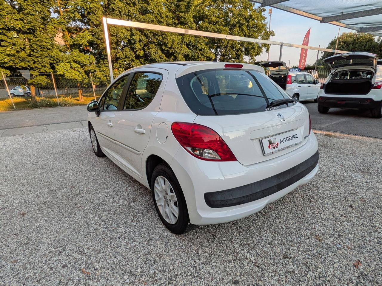 Peugeot 207 Plus 1.4 8V 75CV 5p. ECO GPL NEOPATENTATI