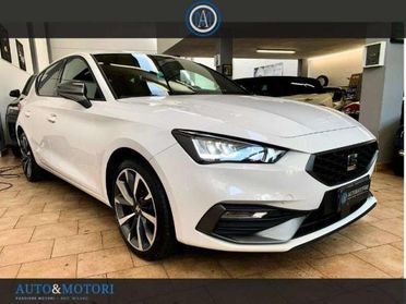 SEAT Leon Leon 1.5 etsi FR 150cv dsg Pari al nuovo