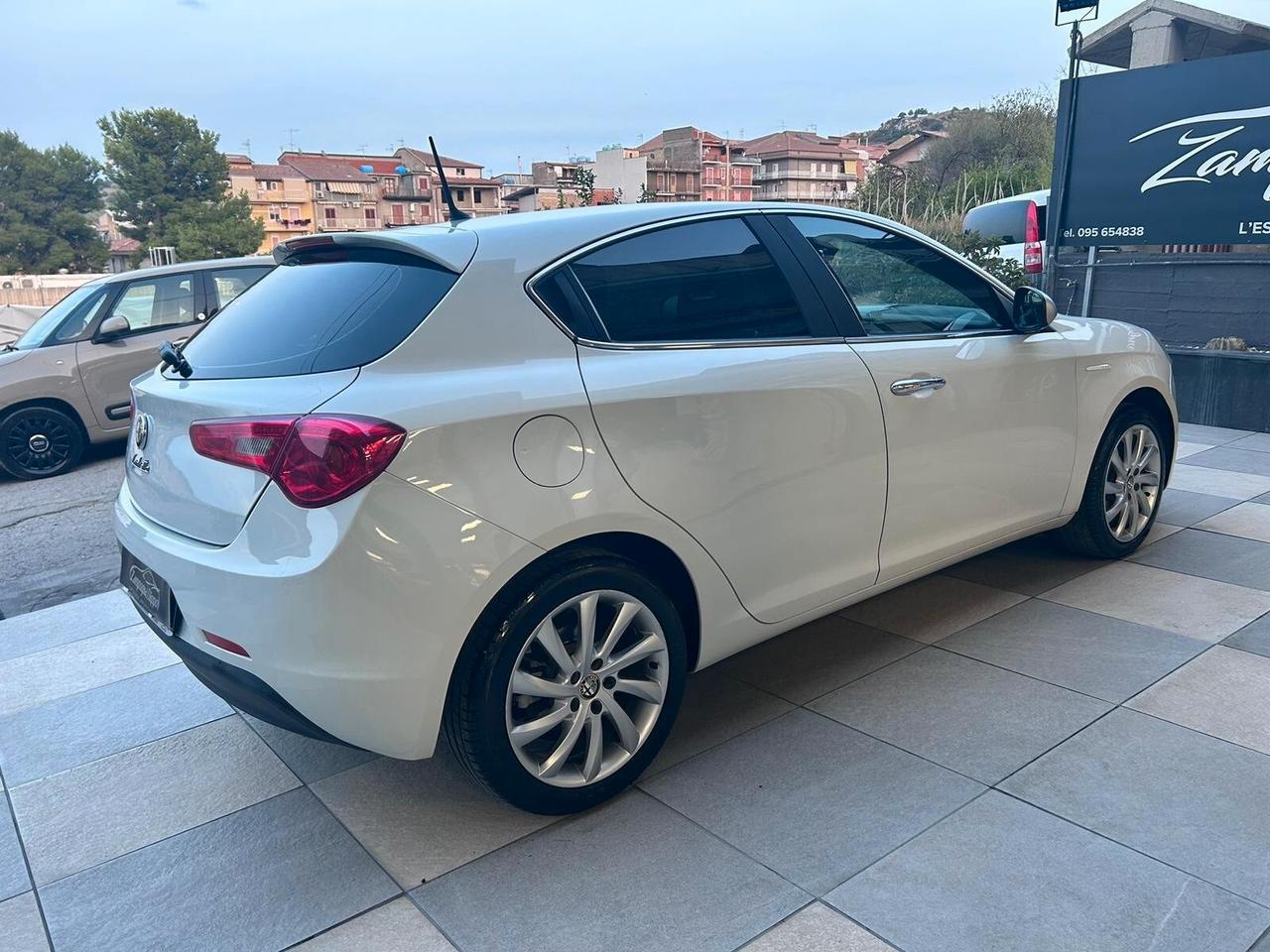 Alfa Romeo Giulietta 1.6 JTDm 105cv Exclusive 2015