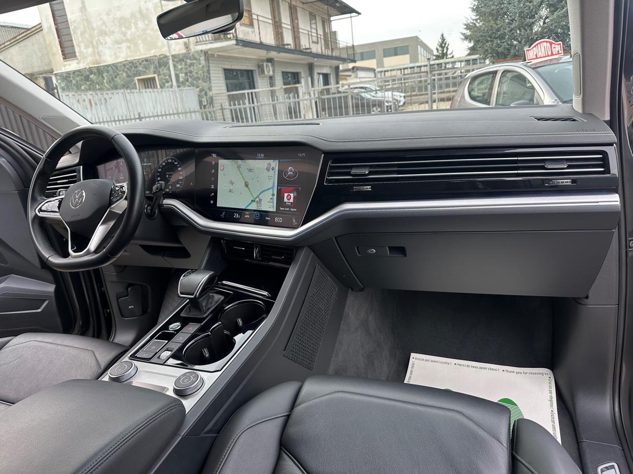 Volkswagen Touareg 3.0 V6 TDI SCR R-Line