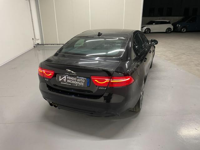 JAGUAR XE 2.0 D TURBO 180CV R-SPORT CAMBIO AUTOMATICO