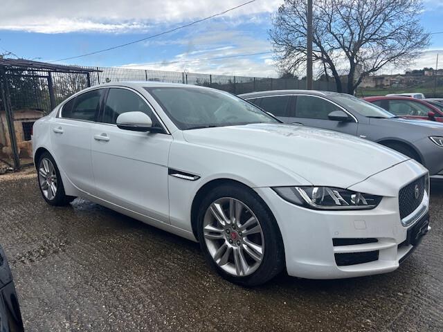 Jaguar XE 2.0 D 180 CV aut. Portfolio