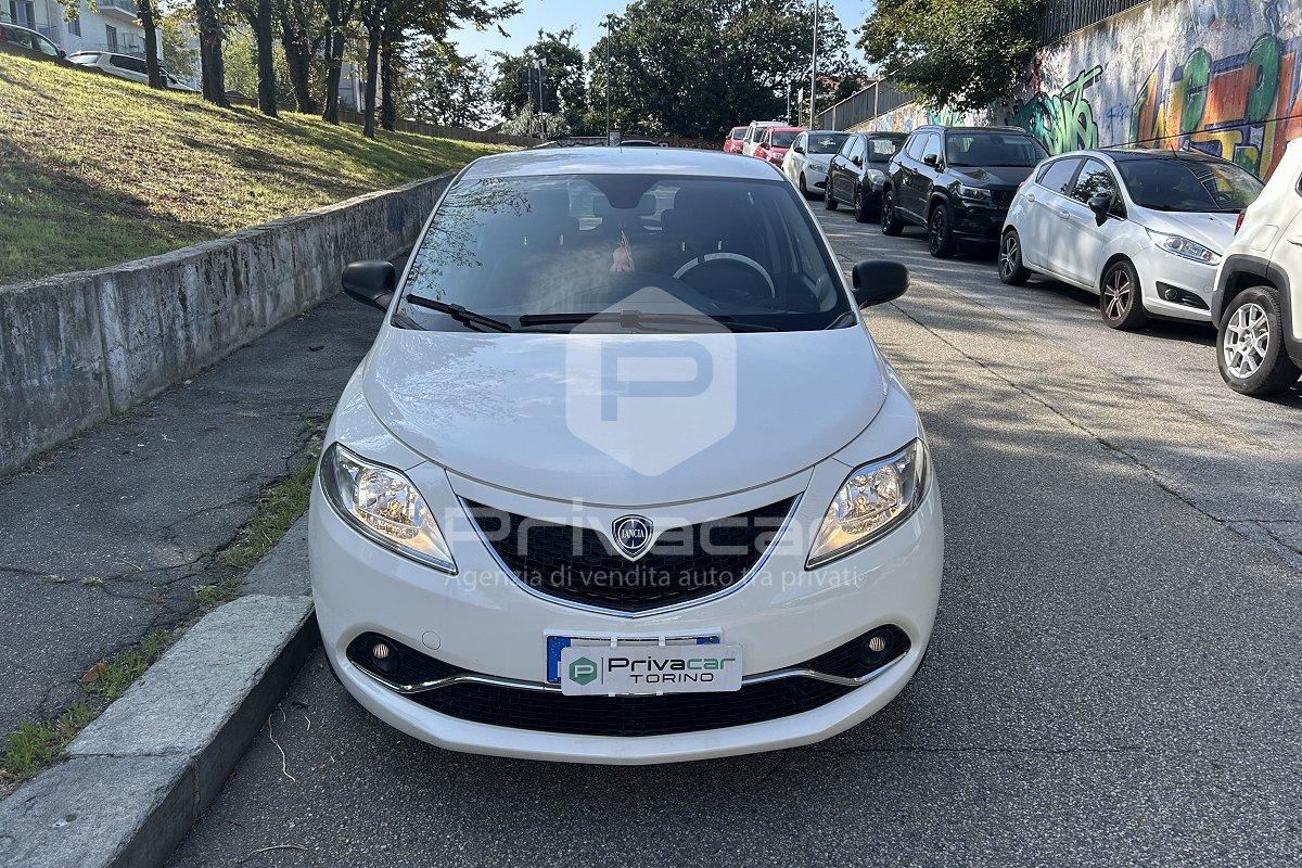 LANCIA Ypsilon 1.2 69 CV 5 porte GPL Ecochic Silver