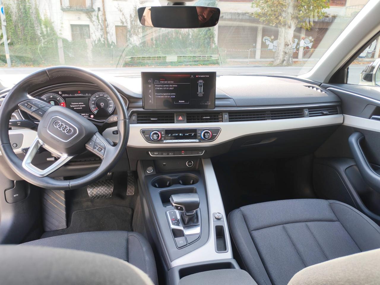 Audi A4 Avant 30 TDI/136 CV S tronic Business Advanced
