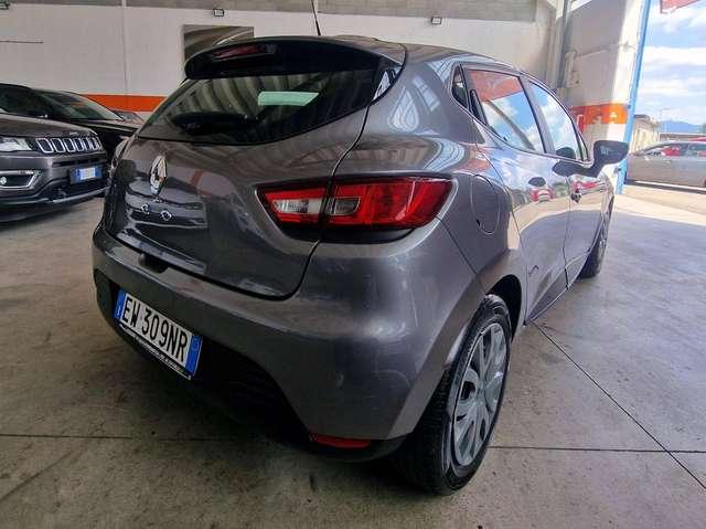 Renault Clio Clio 5p 1.2 Live 75cv