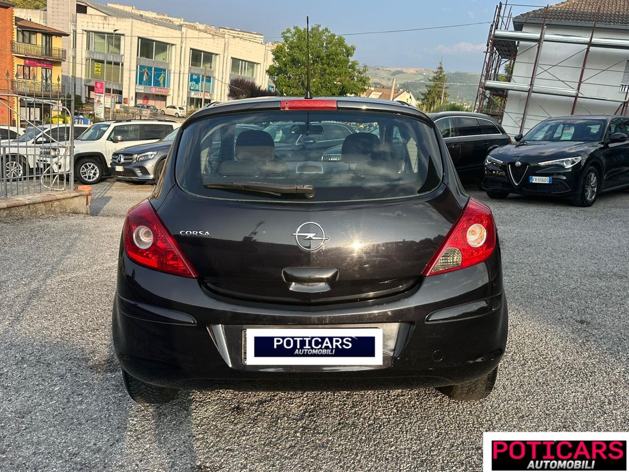 Opel Corsa 1.2 3 porte Easytronic Enjoy