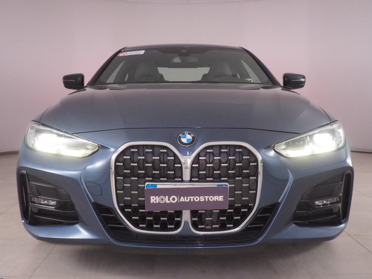 BMW Serie 4 G22 2020 Coupe - 430i Coupe Msport 258cv auto