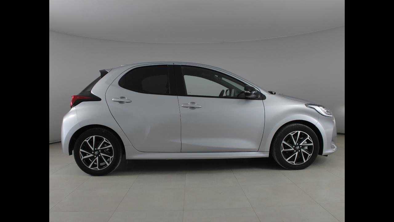 TOYOTA Yaris IV 2020 - Yaris 1.5h Lounge