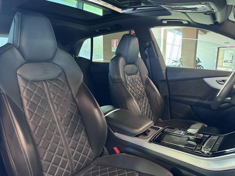Audi Q8 50 TDI 286cv quattro tiptronic Sport