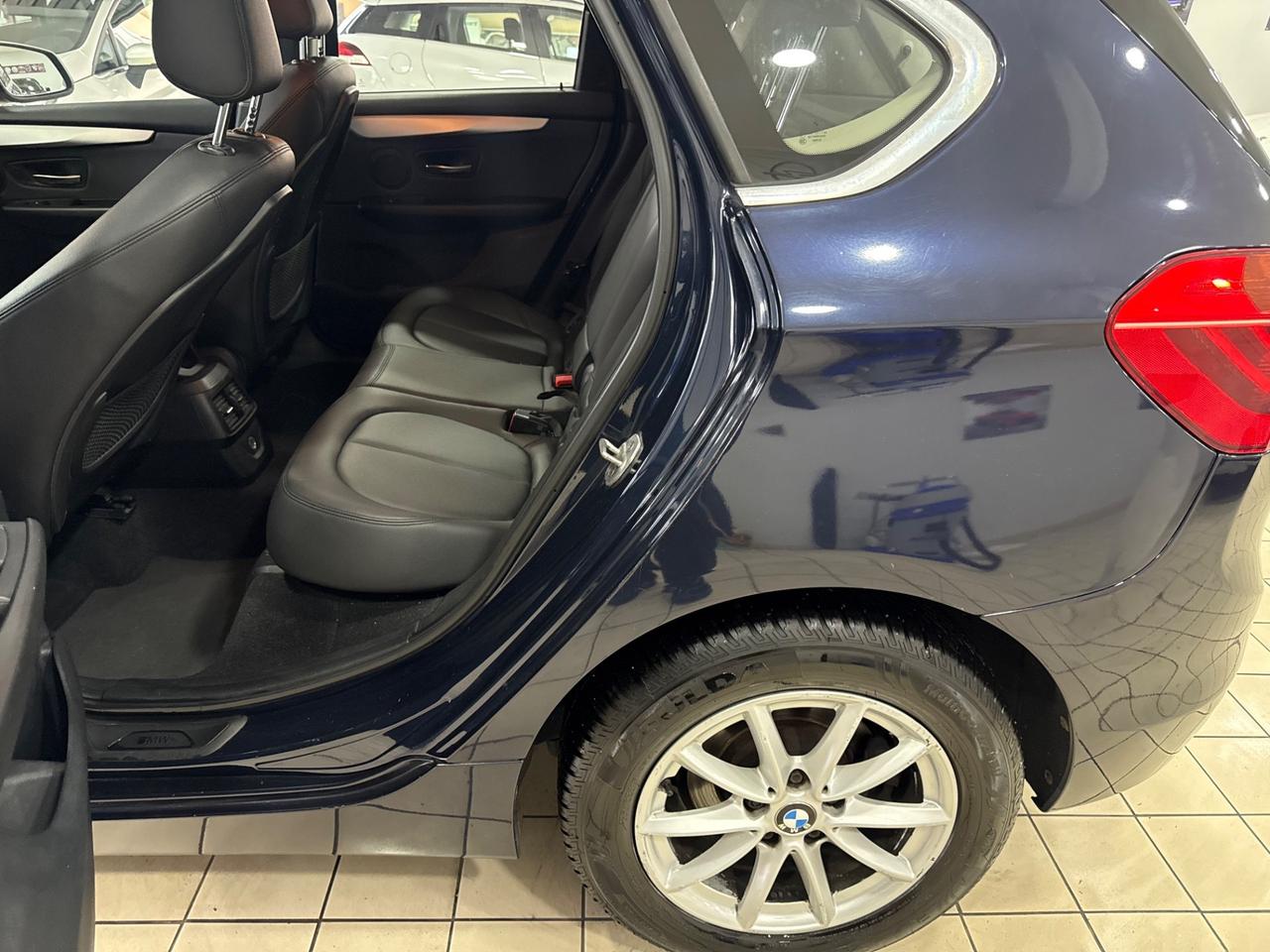 Bmw serie 2 luxury 218d full optional