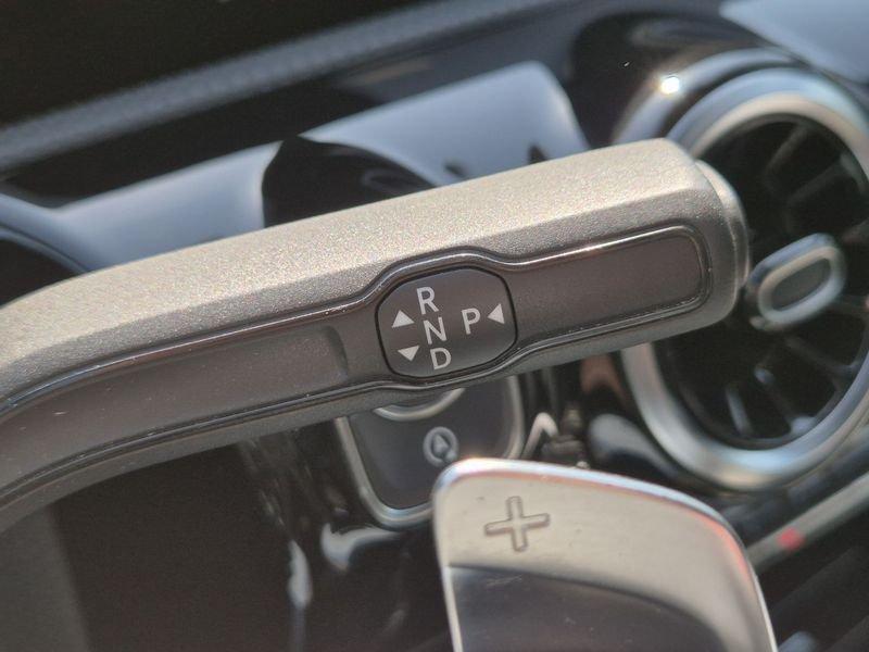 Mercedes-Benz Classe A A 180 d Premium auto