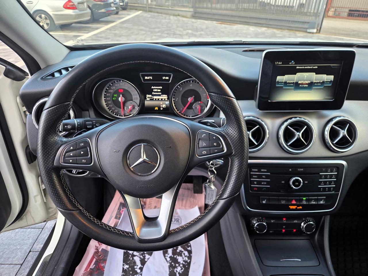 Mercedes-benz GLA 200 d Automatic Executive