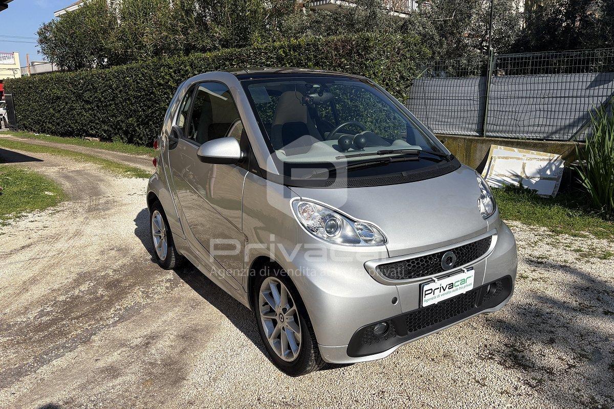 SMART fortwo 1000 52 kW MHD coupé passion