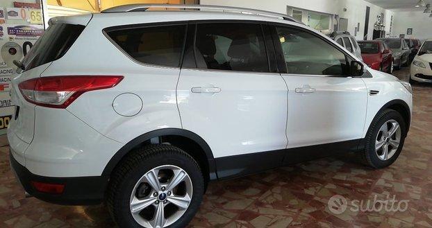 2 FORD Kuga 1.5 e 2.0 tdci 2wd