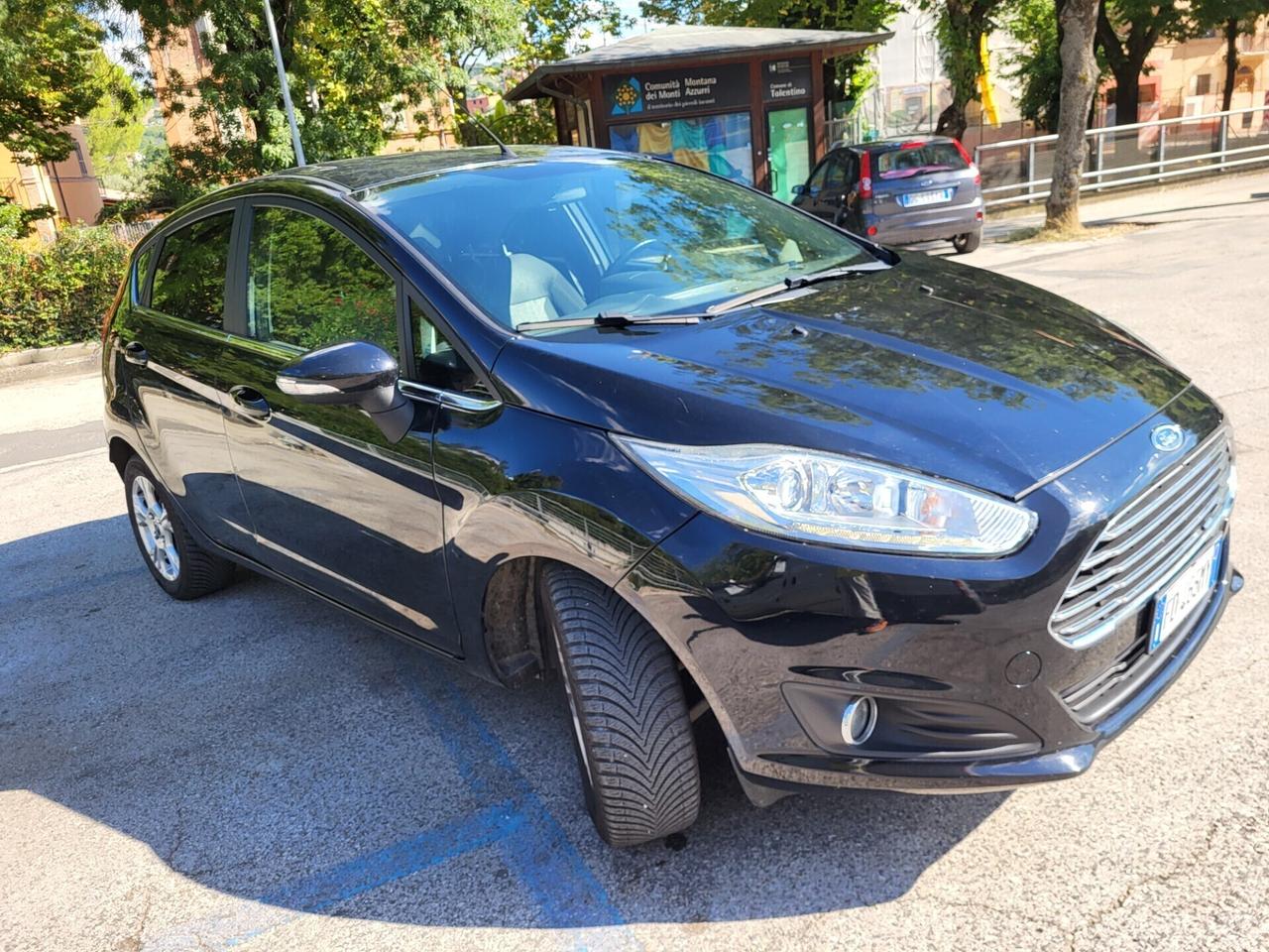Ford FIESTA 1.4 GPL-UNICO PROPR-NAVI-3 REVISIONI