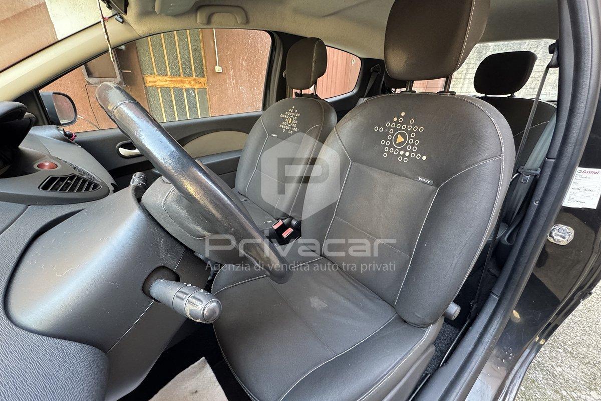 RENAULT Twingo 1.2 16V LEV Yahoo!