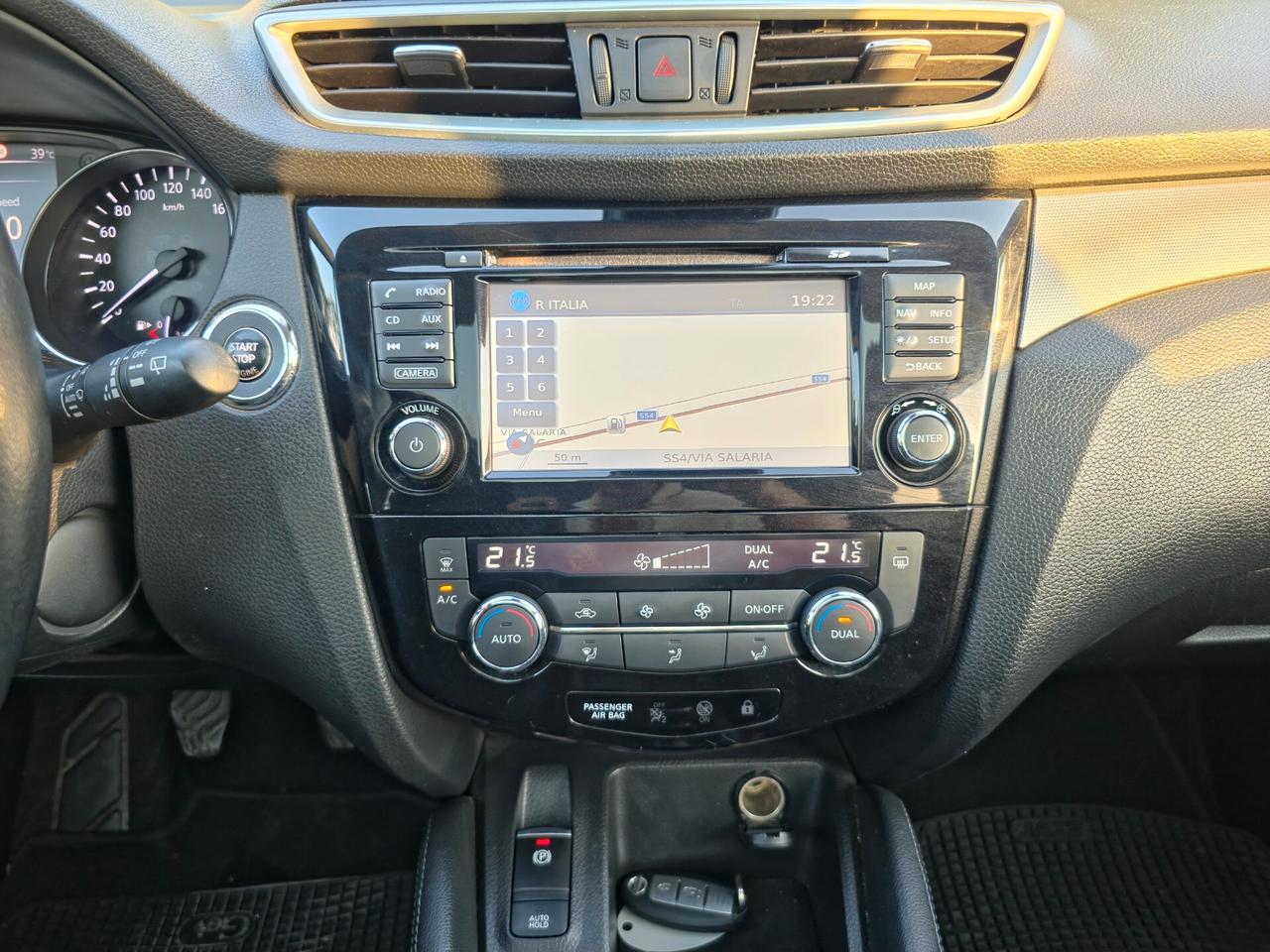 Nissan Qashqai 1.5 dCi N-Connecta CV-116 E6 Manuale NEO 2019