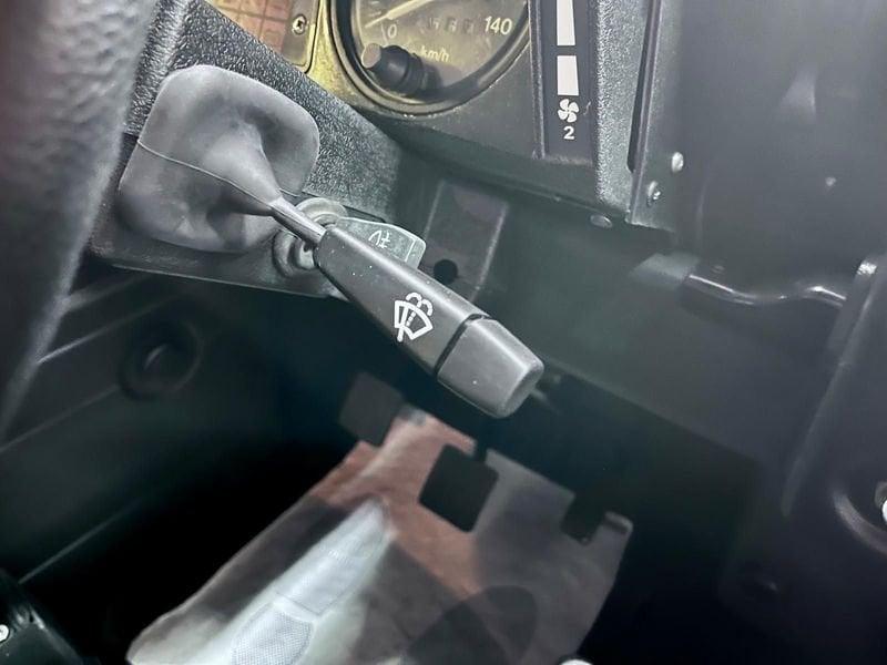 Land Rover Defender Defender 110 2.5 Tdi ASI 9 posti Station Wagon