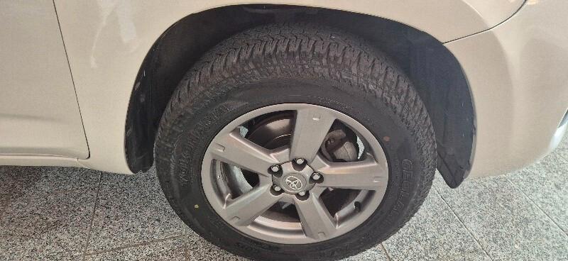 Toyota RAV 4 RAV4 Crossover 2.2 D-4D 150 CV Lounge