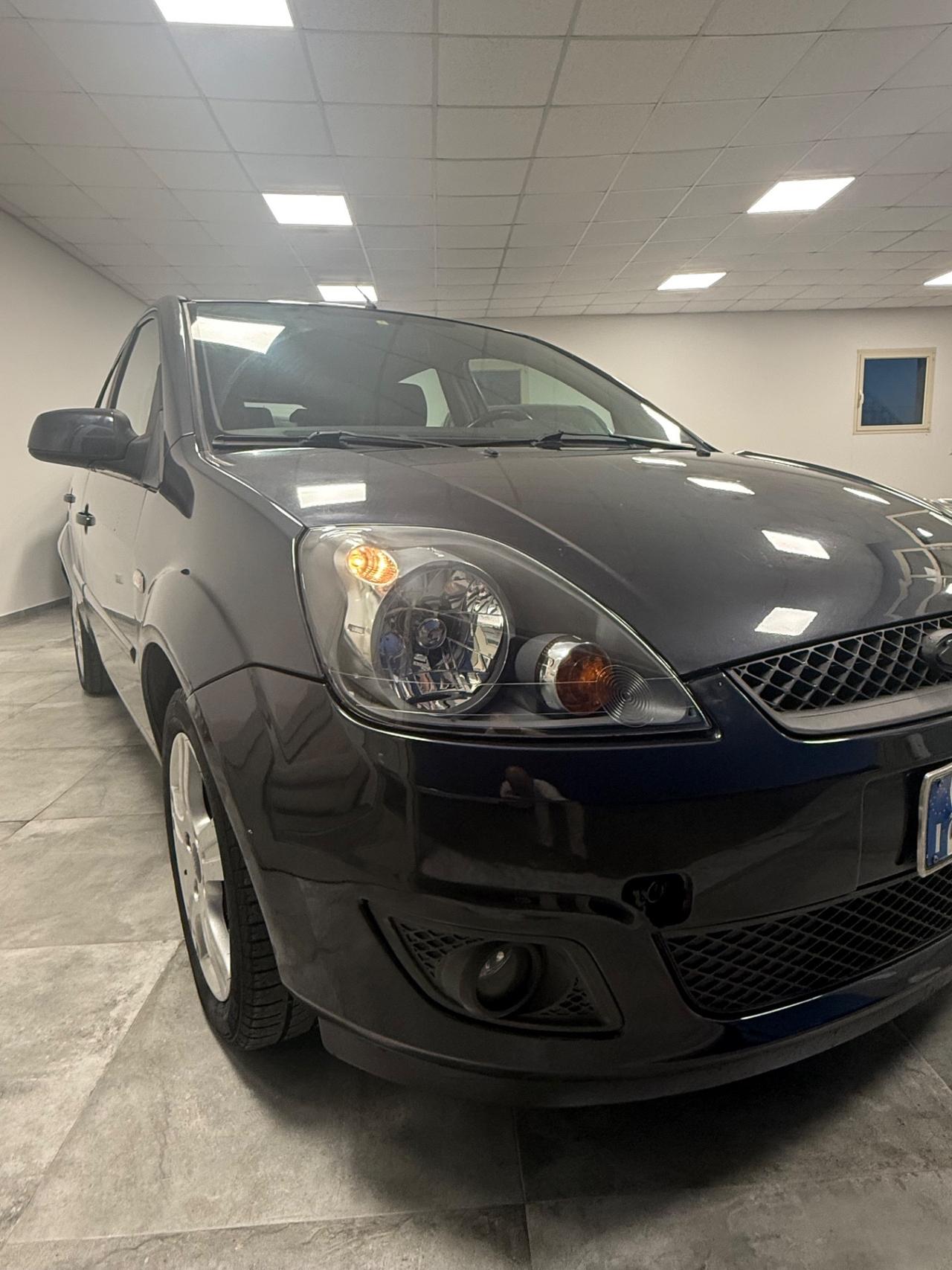 Ford Fiesta 1.4 TDCi 5p. Titanium
