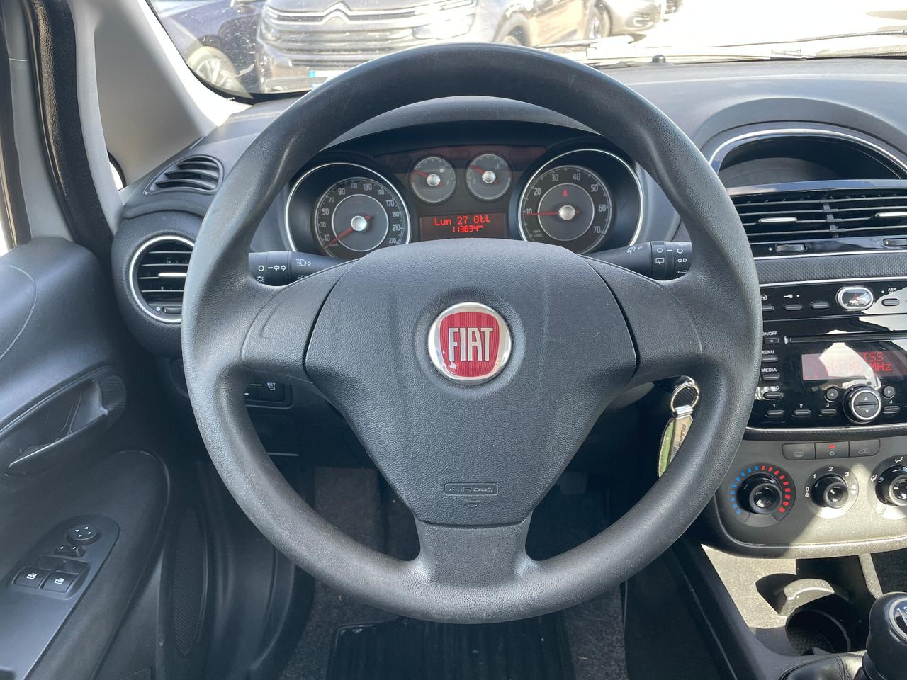 Fiat Punto 1.2 benzina 69cv 5 porte Street