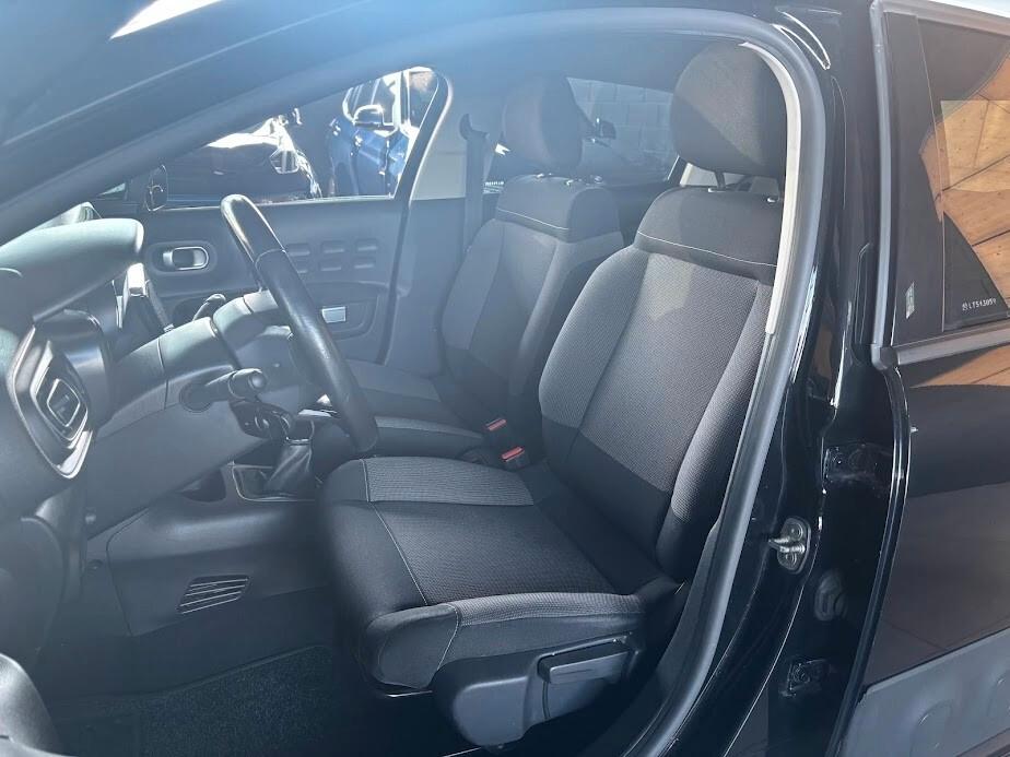 Citroen C3 PureTech 83 cv Shine