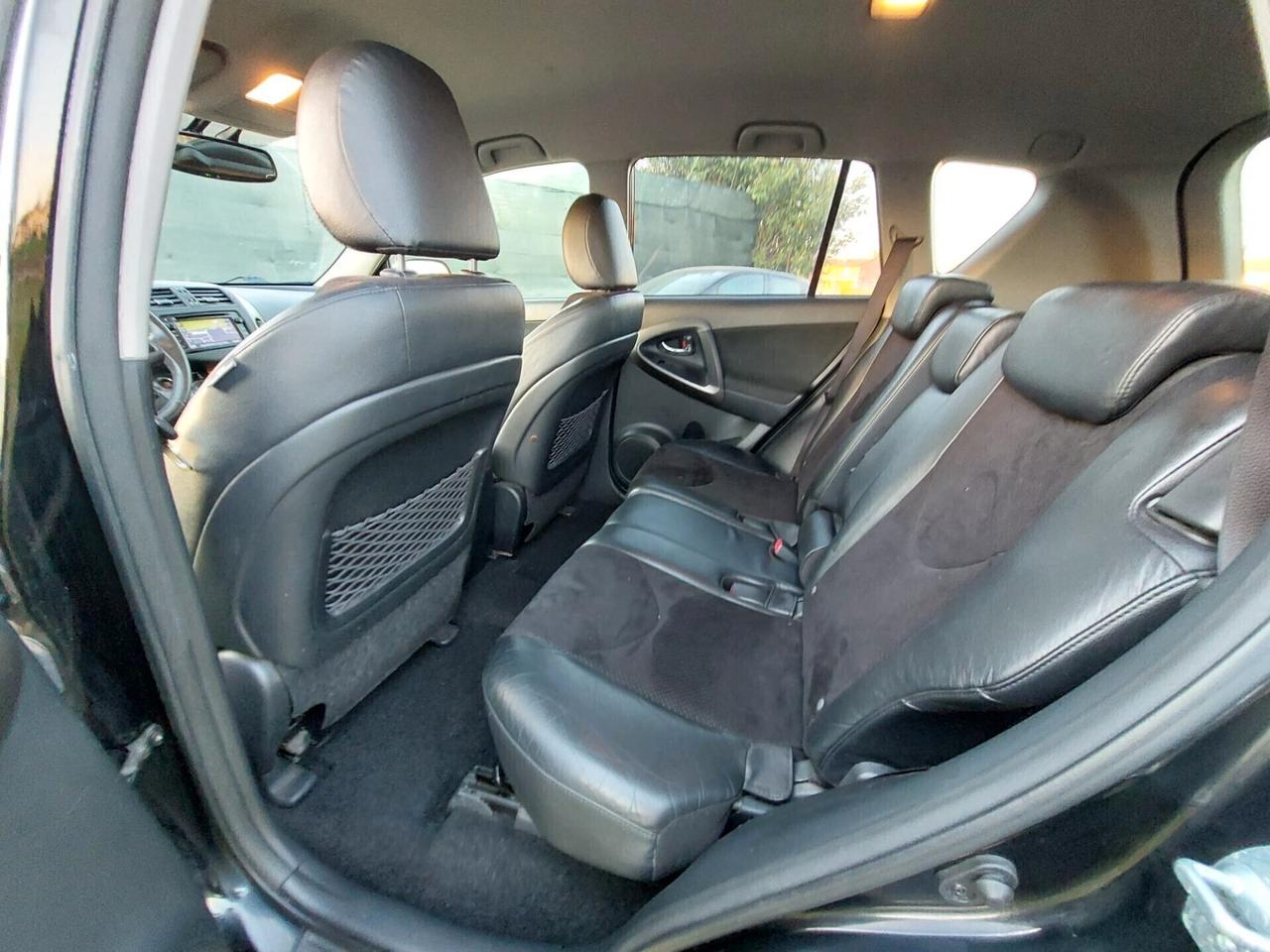 Toyota RAV 4 RAV4 Crossport 2.2 D-4D 150 CV Lounge