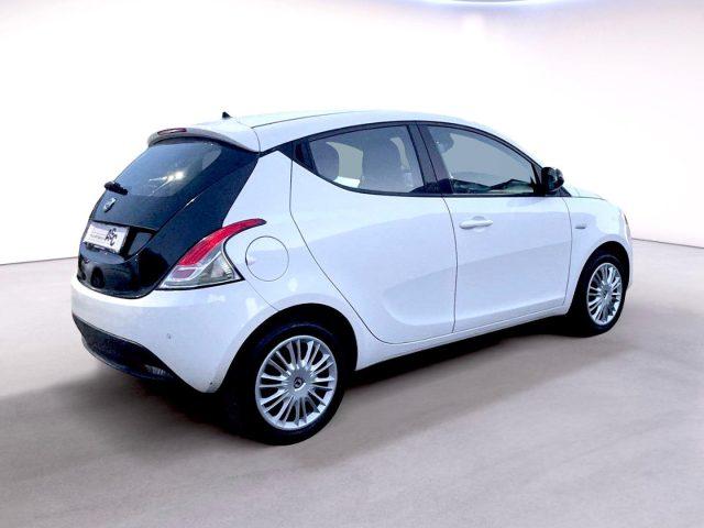 LANCIA Ypsilon 1.2 BENZ 69 CV 5 porte Silver