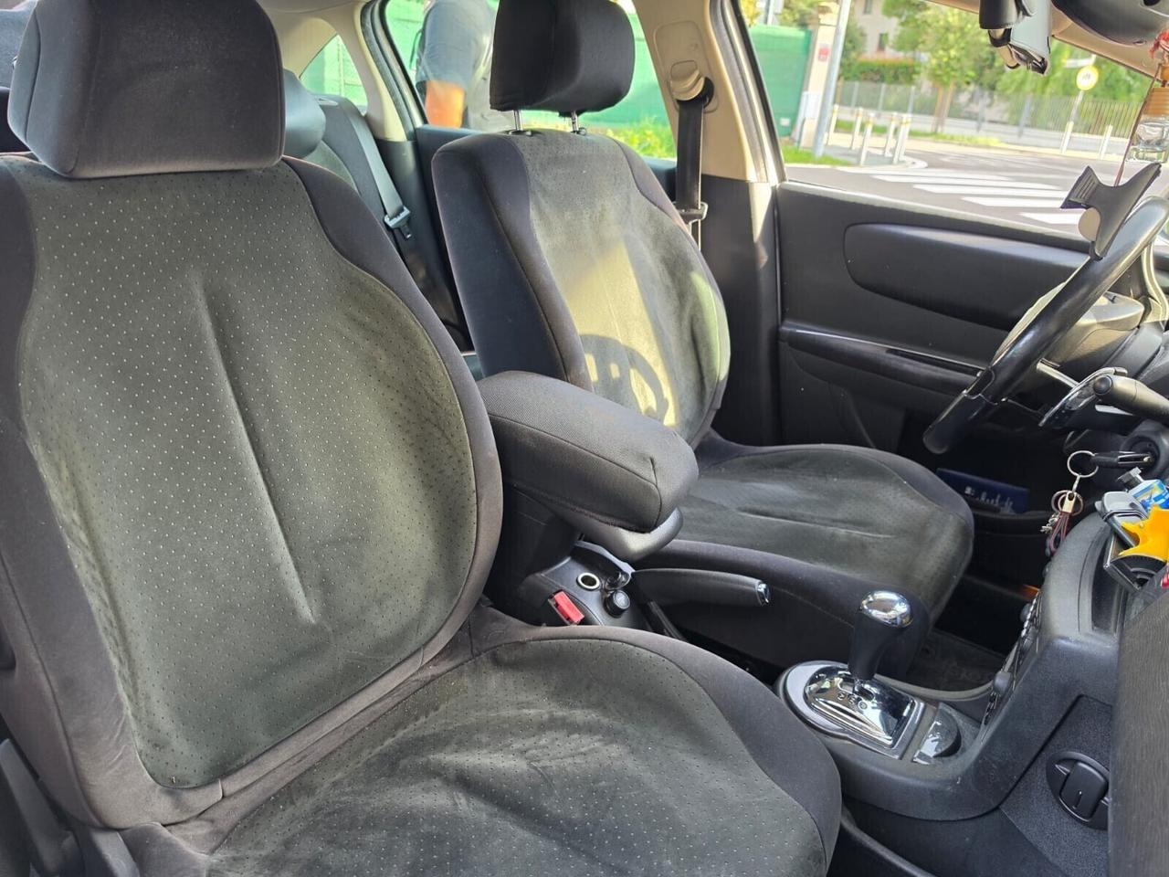 Citroen C4 1.6 HDi 110CV FAP Exclusive
