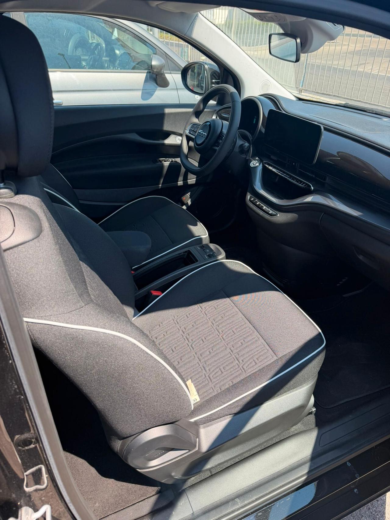 Fiat 500 500e Berlina 23,8 kWh Entry+Pack Tech