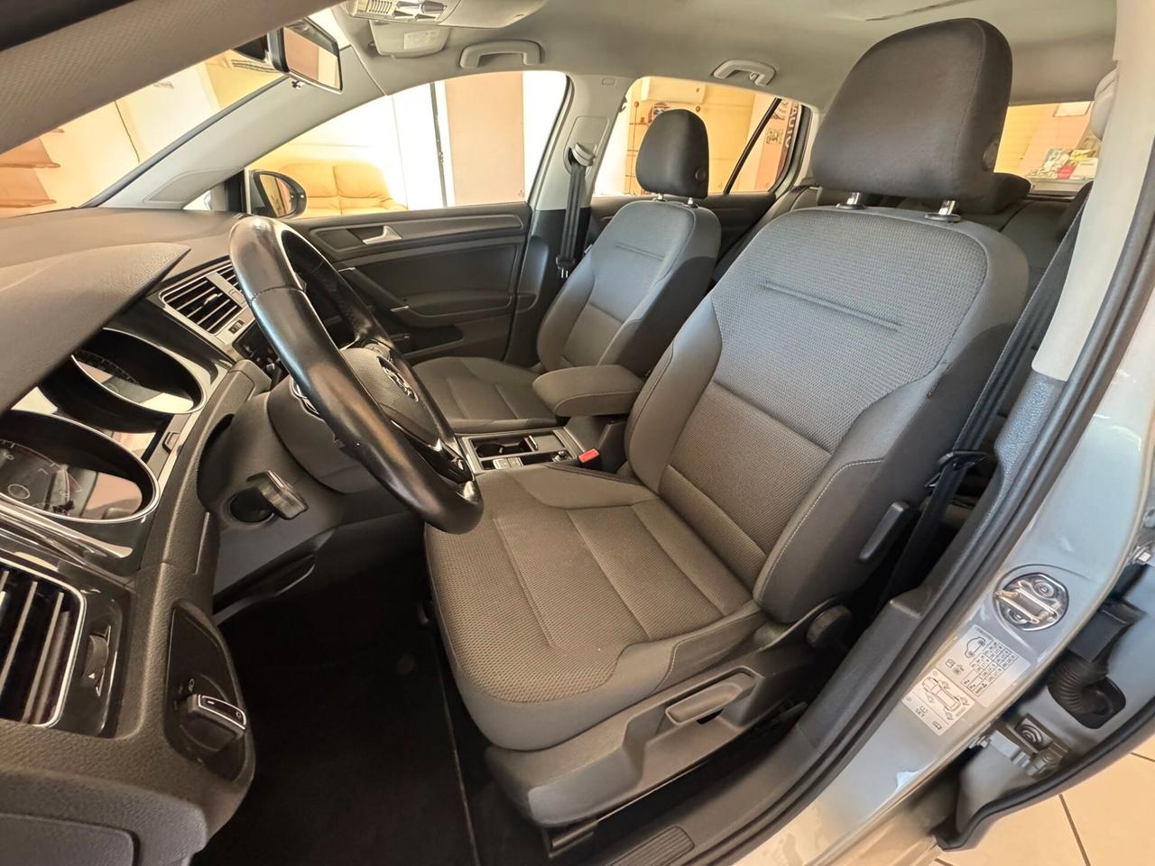 Volkswagen Golf Variant 1.5 TGI DSG 5p. Executive BlueMotione Tech.