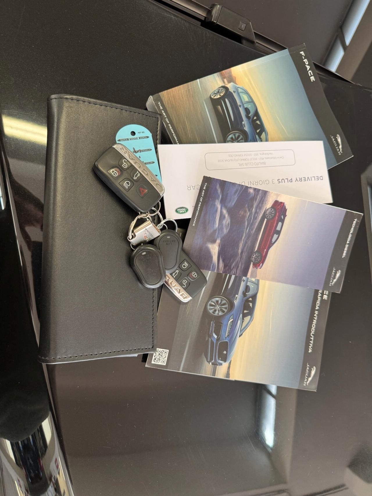 Jaguar F-Pace 2.0 D 180 CV aut. Portfolio - UNICO PROPRIETARIO