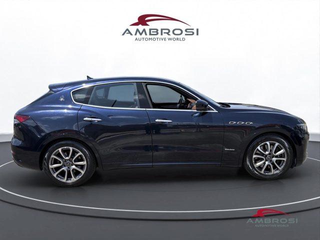 MASERATI Levante Levante V6 AWD Granlusso