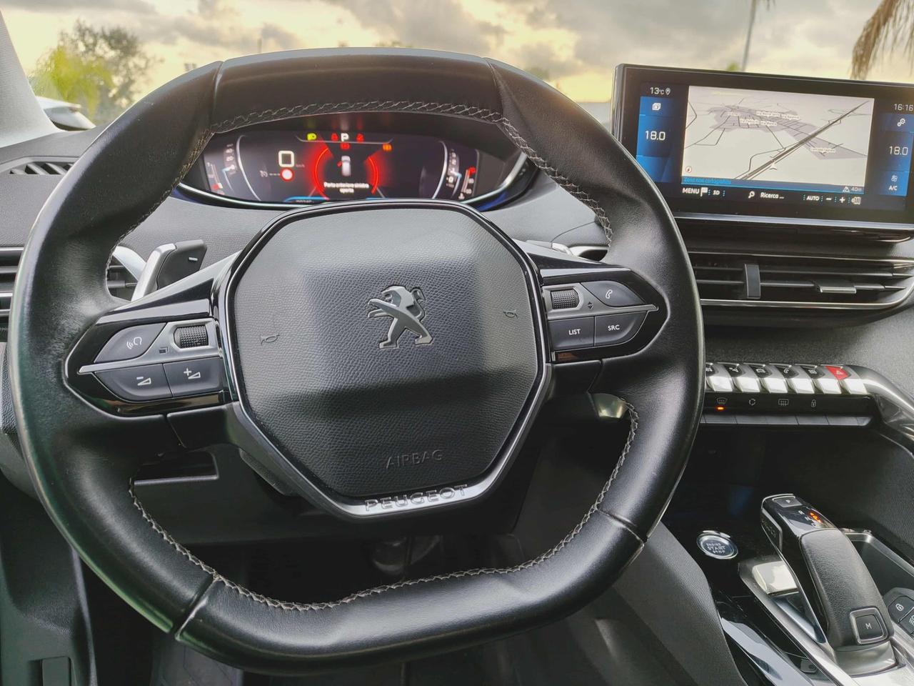 Peugeot 3008 BlueHDi 130 S&S EAT8 Allure Pack . 2021