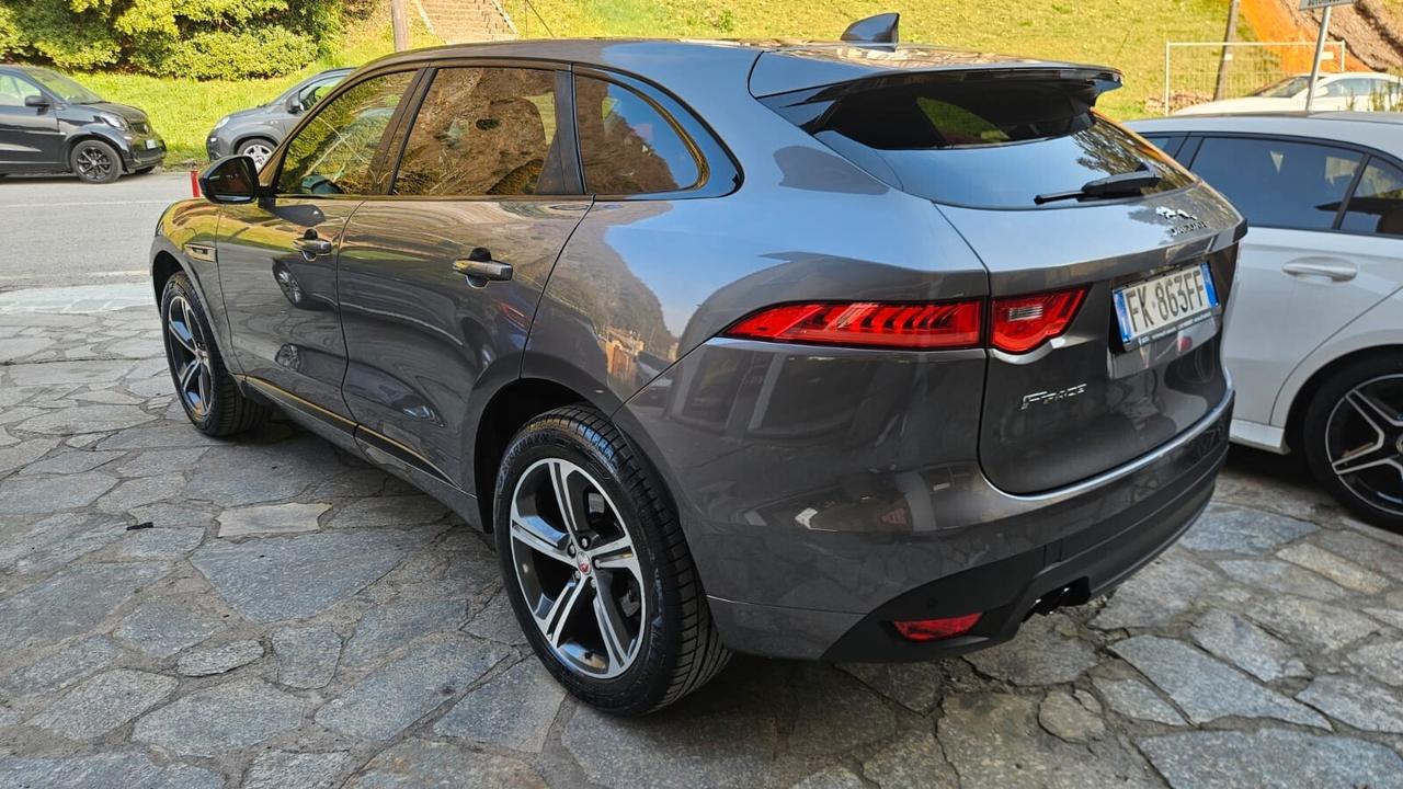 Jaguar F-Pace 2.0 D 180 CV AWD aut. R-Sport