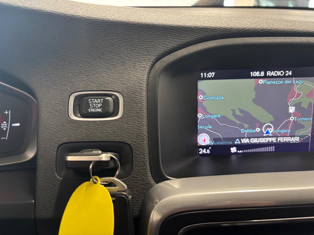 Volvo V60 D2 Geartronic R-design