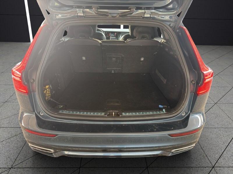 VOLVO V60 (2018-->) V60 D4 Geartronic R-design