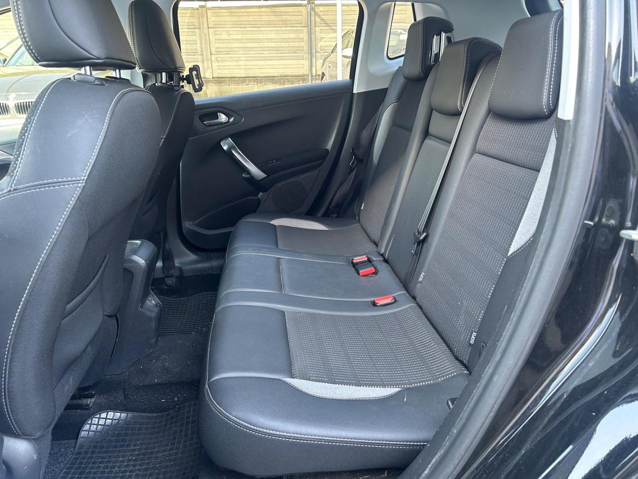 Peugeot 2008 BlueHDi Allure