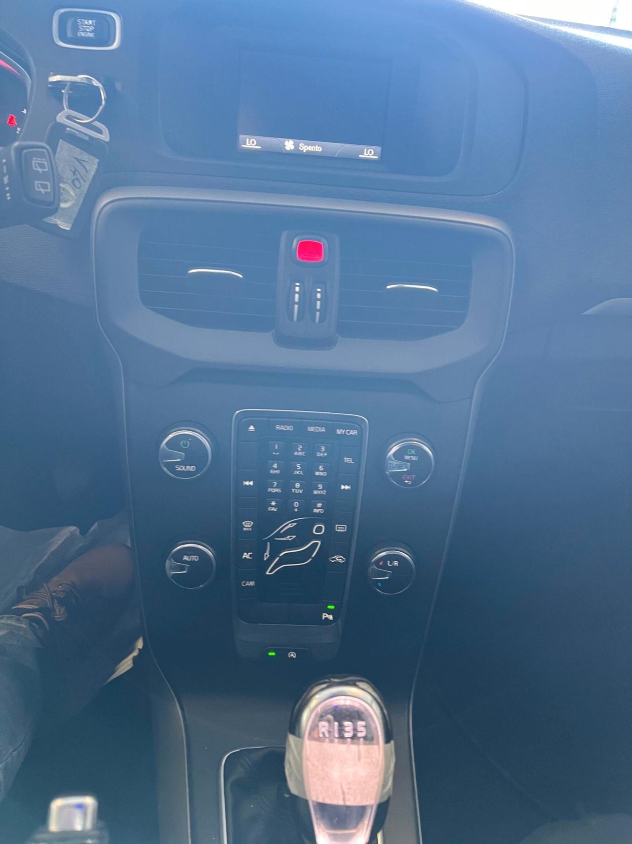 Volvo V40 D2 1.6 Momentum