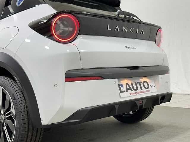 Lancia Ypsilon Hybrid e-DCT KM ZERO