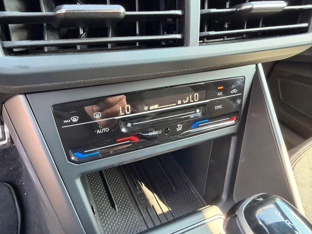 Volkswagen Polo 1.0 tsi R-Line 115cv dsg