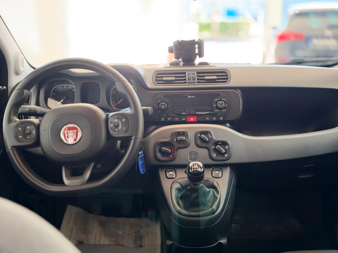 Fiat Panda 1.0 hybrid Easy Connect s adatta per NEO PATENTATI,BLUETOOTH,COMANDI AL VOLANTE,USB,SENSORI DI PARCH