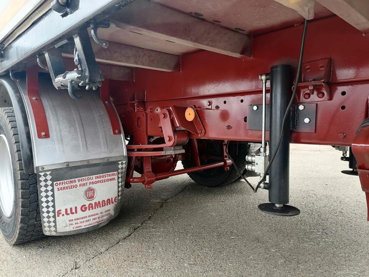 Iveco Eurocargo 100 e 18 - Carrellone