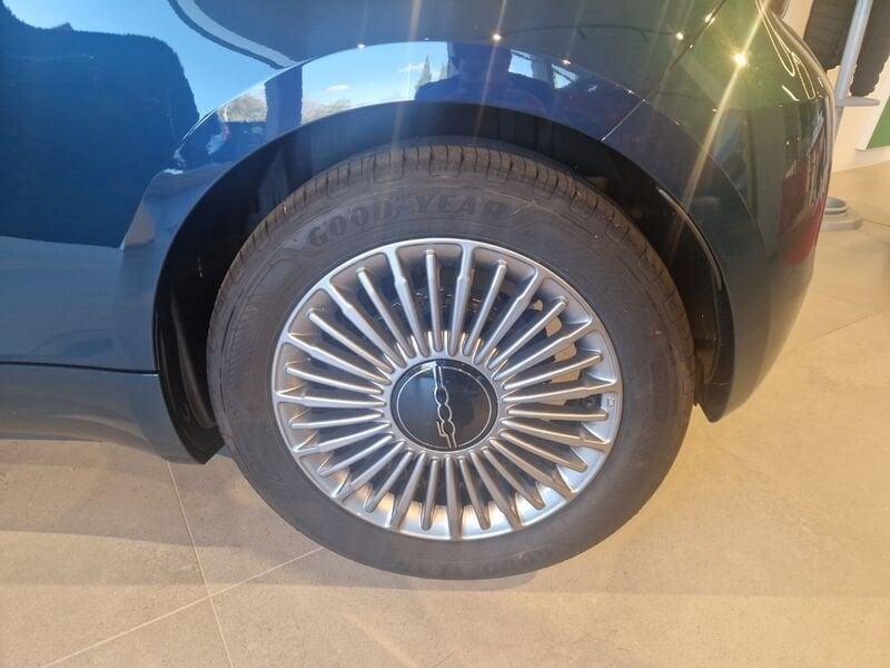 FIAT 500 elettrica La Nuova Serie1 La Nuova - Icon 320 Berlina