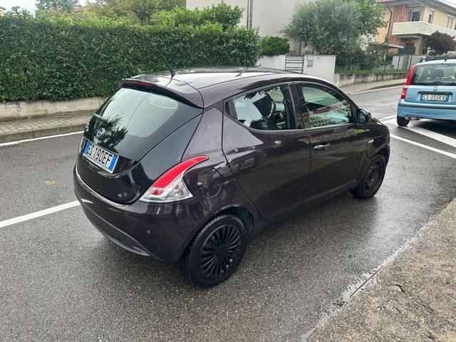 LANCIA Ypsilon 1.2 69 CV 5 porte Platinum